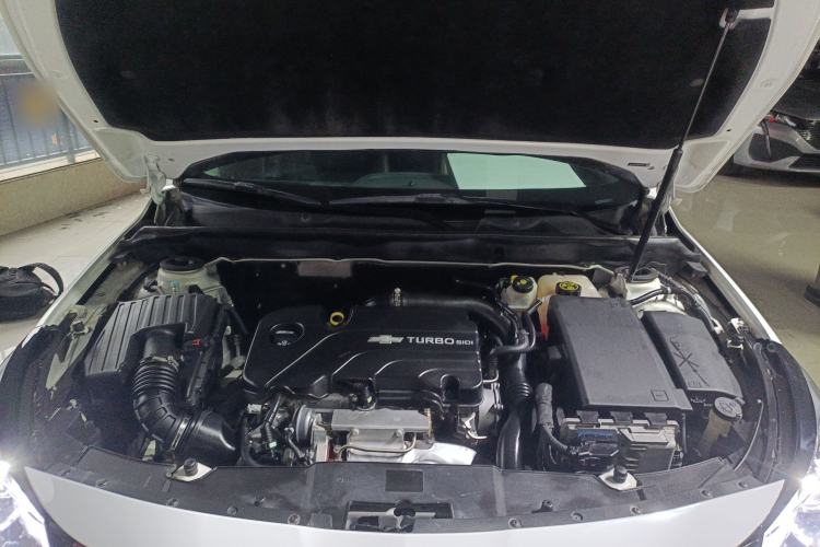 Used Chevrolet Malibu 2018 530T Automatic Fashion Edition Engine Bay
