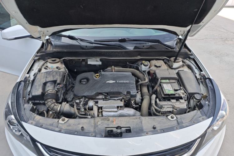 Used Chevrolet Malibu 2018 530T Automatic Fashion Edition Engine Bay