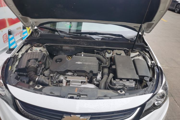 Used Chevrolet Malibu 2018 530T Automatic Luxury Edition Engine Bay
