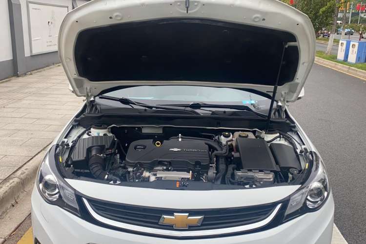 Used Chevrolet Malibu 2018 530T Automatic Luxury Edition Engine Bay