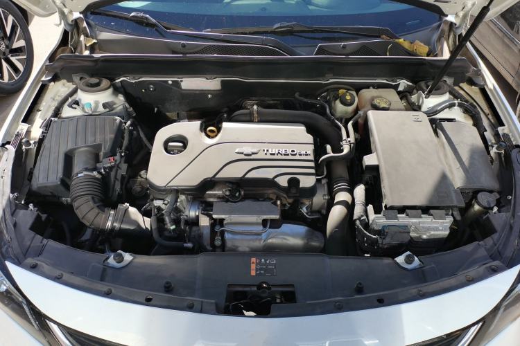 Used Chevrolet Malibu 2018 530T Automatic Fashion Edition Engine Bay