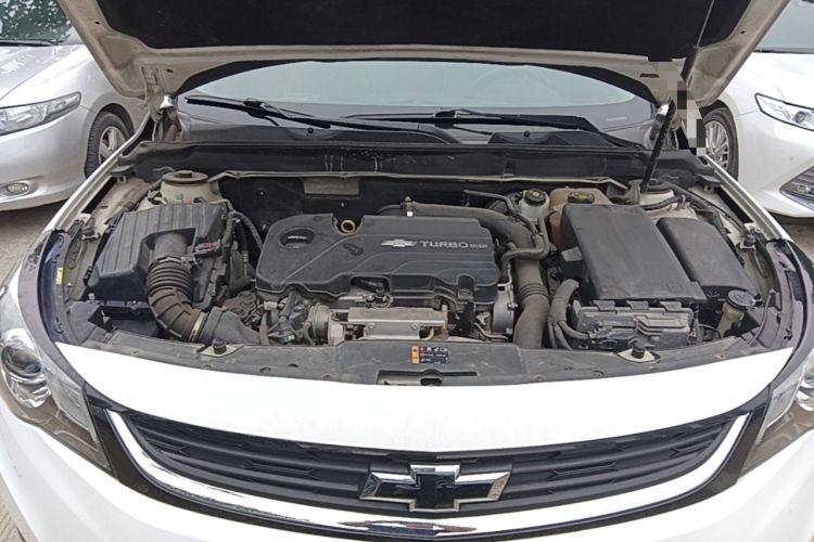 Used Chevrolet Malibu 2018 530T Automatic Luxury Edition Engine Bay