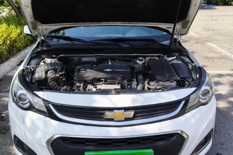 Used Chevrolet Malibu 2018 530T Automatic Luxury Edition Engine Bay