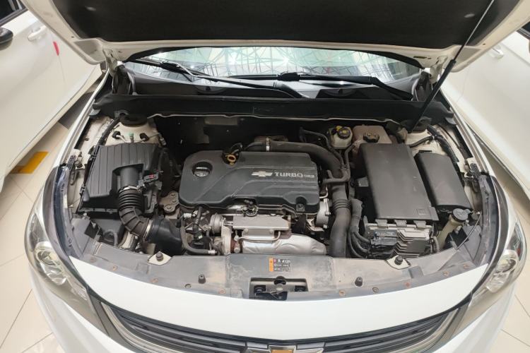 Used Chevrolet Malibu 2018 530T Automatic Luxury Edition Engine Bay