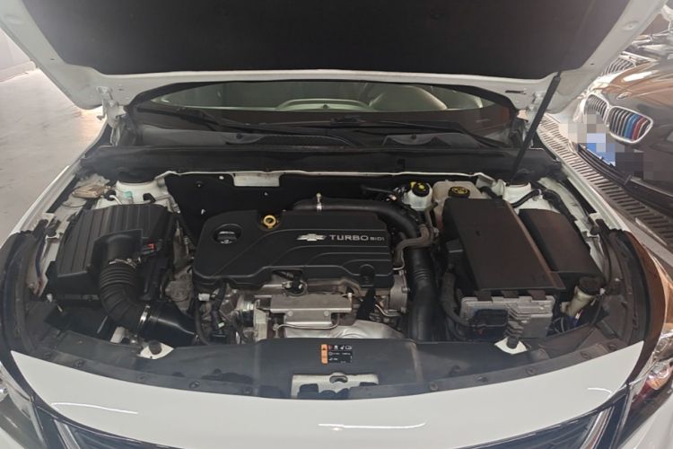 Used Chevrolet Malibu 2018 530T Automatic Fashion Edition Engine Bay