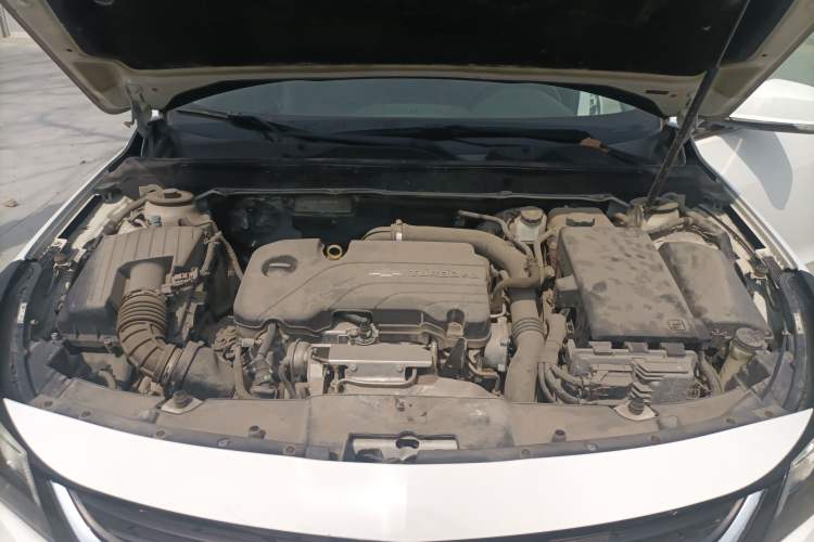 Used Chevrolet Malibu 2018 530T Automatic Luxury Edition Engine Bay