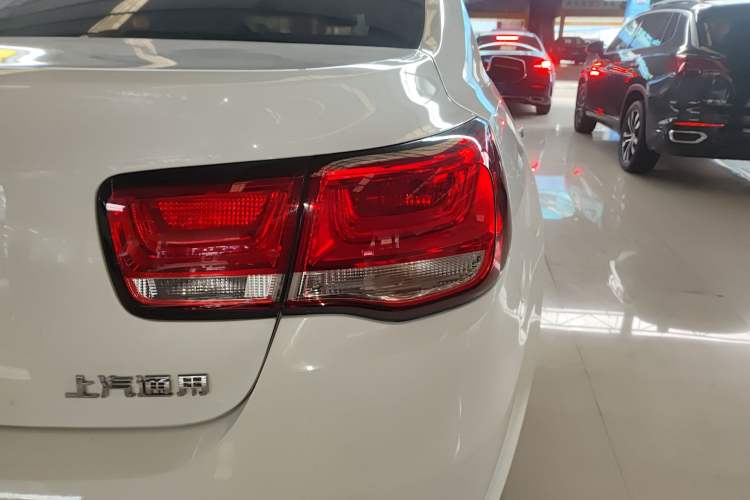 Used Chevrolet Malibu 2018 530T Automatic Fashion Edition Exterior 3