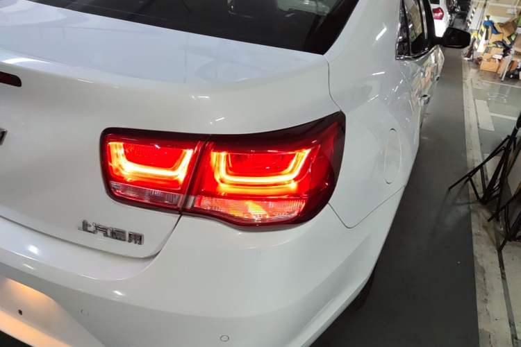 Used Chevrolet Malibu 2018 530T Automatic Fashion Edition Exterior 3