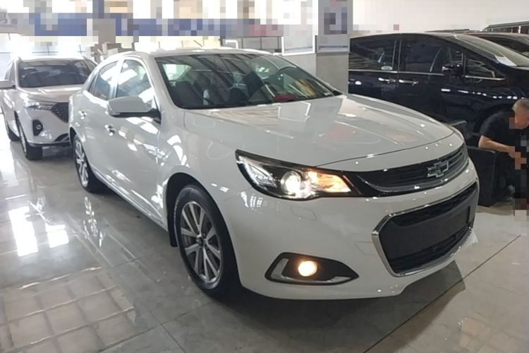 Used Chevrolet Malibu 2018 530T Automatic Luxury Edition Front Right 45 Deg