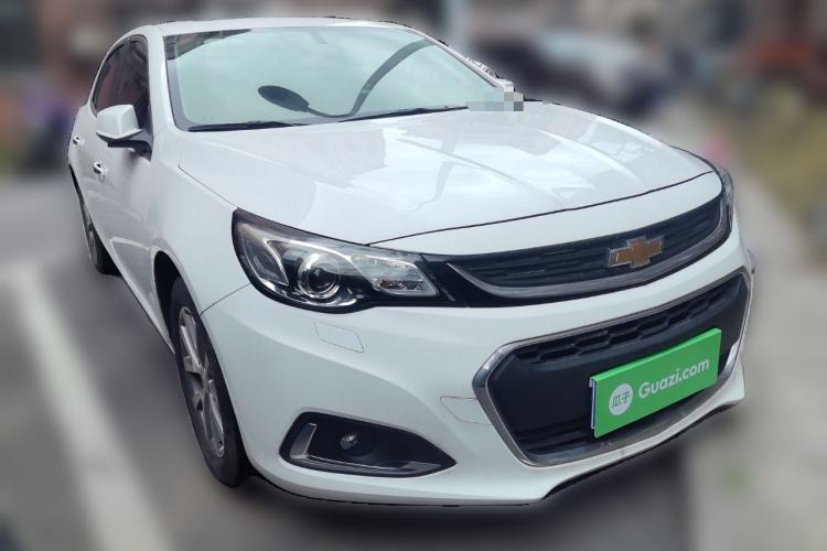 Used Chevrolet Malibu 2018 530T Automatic Luxury Edition Front Right 45 Deg