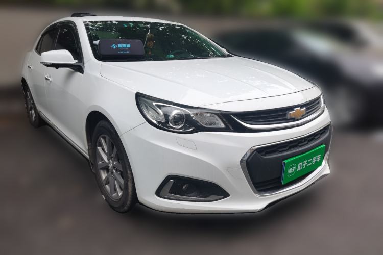 Used Chevrolet Malibu 2018 530T Automatic Luxury Edition Front Right 45 Deg