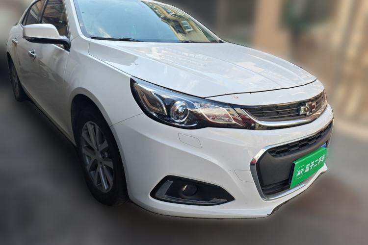 Used Chevrolet Malibu 2018 530T Automatic Luxury Edition Front Right 45 Deg