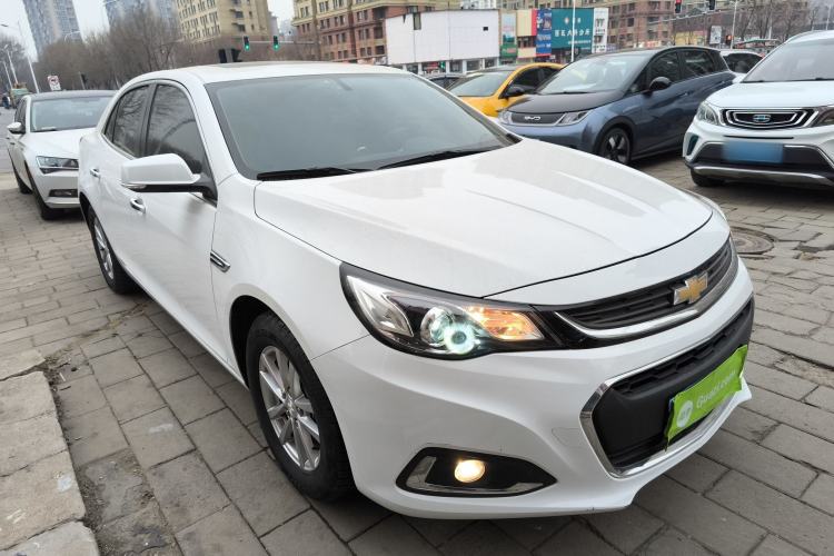 Used Chevrolet Malibu 2018 530T Automatic Fashion Edition Front Right 45 Deg