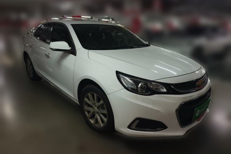 Used Chevrolet Malibu 2018 530T Automatic Luxury Edition Front Right 45 Deg
