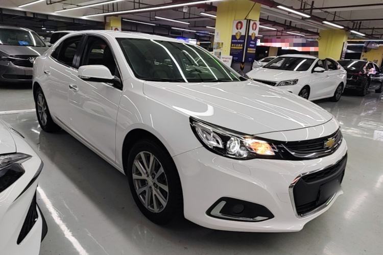 Used Chevrolet Malibu 2018 530T Automatic Luxury Edition Front Right 45 Deg