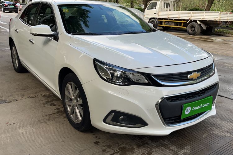 Used Chevrolet Malibu 2017 1.5T Automatic Luxury Edition Front Right 45 Deg