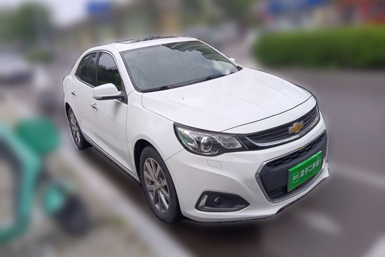 Used Chevrolet Malibu 2018 530T Automatic Luxury Edition Front Right 45 Deg