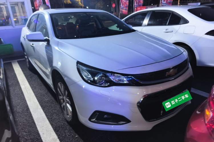 Used Chevrolet Malibu 2018 530T Automatic Luxury Edition Front Right 45 Deg