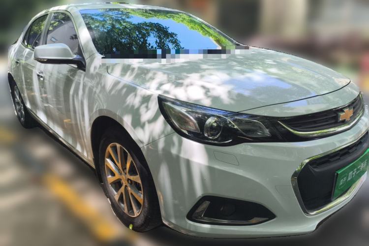 Used Chevrolet Malibu 2018 530T Automatic Luxury Edition Front Right 45 Deg
