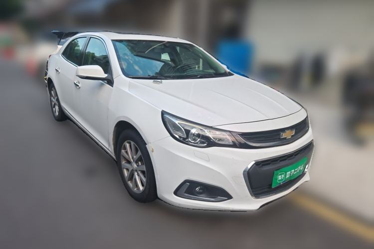 Used Chevrolet Malibu 2018 530T Automatic Luxury Edition Front Right 45 Deg