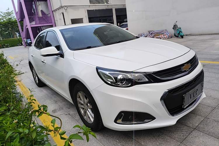 Used Chevrolet Malibu 2018 530T Automatic Fashion Edition Front Right 45 Deg