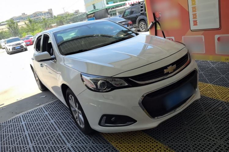 Used Chevrolet Malibu 2018 530T Automatic Luxury Edition Front Right 45 Deg