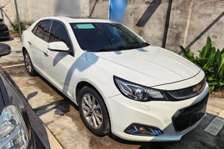 Used Chevrolet Malibu 2018 530T Automatic Luxury Edition Front Right 45 Deg