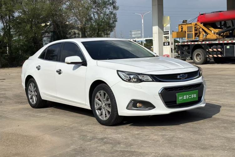Used Chevrolet Malibu 2018 530T Automatic Luxury Edition Front Right 45 Deg