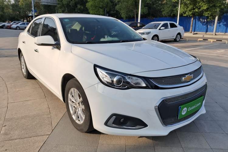 Used Chevrolet Malibu 2018 530T Automatic Fashion Edition Front Right 45 Deg