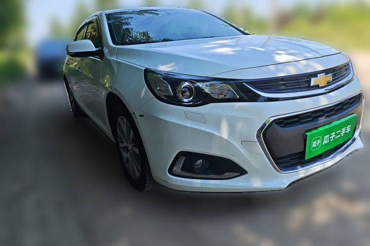 Used Chevrolet Malibu 2018 530T Automatic Luxury Edition Front Right 45 Deg