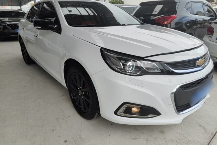Used Chevrolet Malibu 2018 530T Automatic Luxury Edition Front Right 45 Deg
