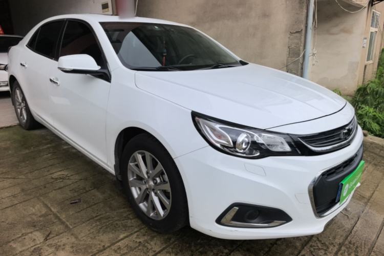 Used Chevrolet Malibu 2018 530T Automatic Luxury Edition Front Right 45 Deg