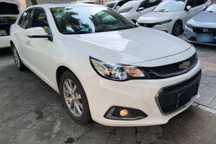 Used Chevrolet Malibu 2018 530T Automatic Luxury Edition Front Right 45 Deg