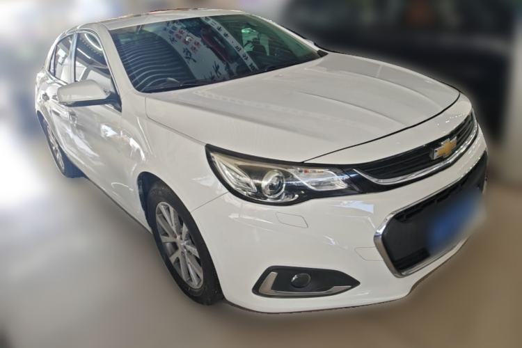 Used Chevrolet Malibu 2018 530T Automatic Luxury Edition Front Right 45 Deg