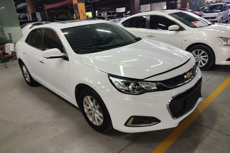 Used Chevrolet Malibu 2018 530T Automatic Fashion Edition Front Right 45 Deg