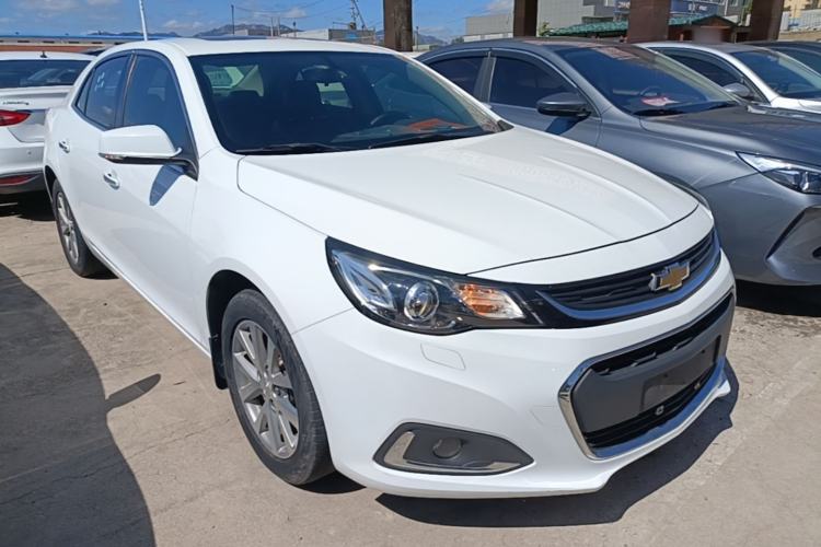 Used Chevrolet Malibu 2018 530T Automatic Luxury Edition Front Right 45 Deg