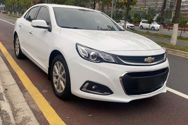 Used Chevrolet Malibu 2018 530T Automatic Luxury Edition Front Right 45 Deg