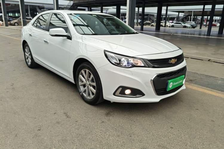 Used Chevrolet Malibu 2018 530T Automatic Luxury Edition Front Right 45 Deg