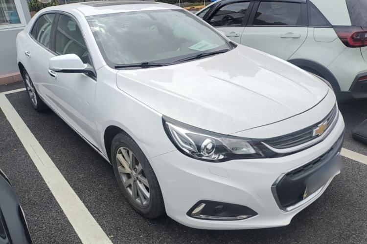 Used Chevrolet Malibu 2018 530T Automatic Luxury Edition Front Right 45 Deg