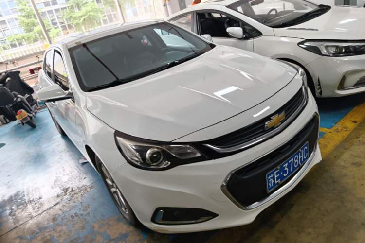 Used Chevrolet Malibu 2018 530T Automatic Fashion Edition Front Right 45 Deg