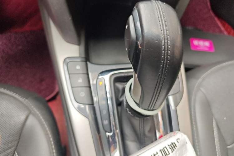 Used Chevrolet Malibu 2018 530T Automatic Luxury Edition Gear Lever