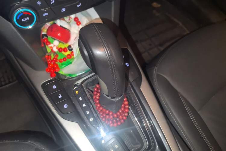 Used Chevrolet Malibu 2018 530T Automatic Luxury Edition Gear Lever