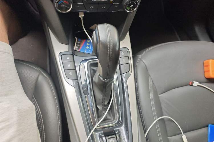 Used Chevrolet Malibu 2018 530T Automatic Luxury Edition Gear Lever