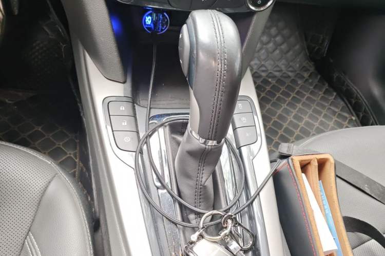 Used Chevrolet Malibu 2018 530T Automatic Luxury Edition Gear Lever