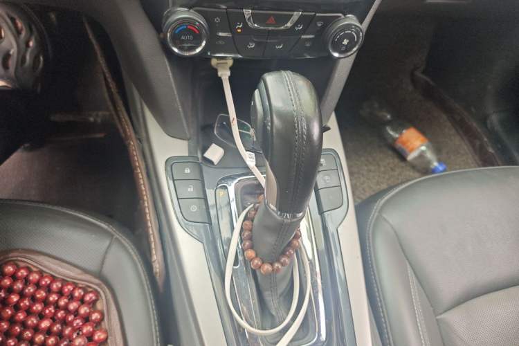 Used Chevrolet Malibu 2018 530T Automatic Luxury Edition Gear Lever