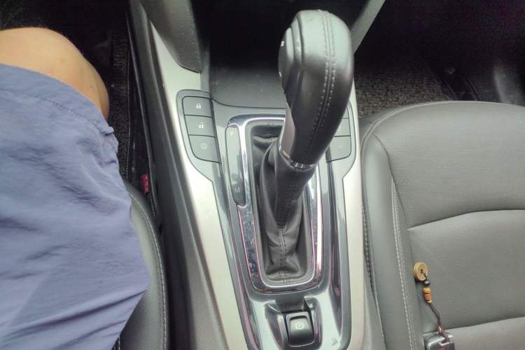 Used Chevrolet Malibu 2018 530T Automatic Luxury Edition Gear Lever