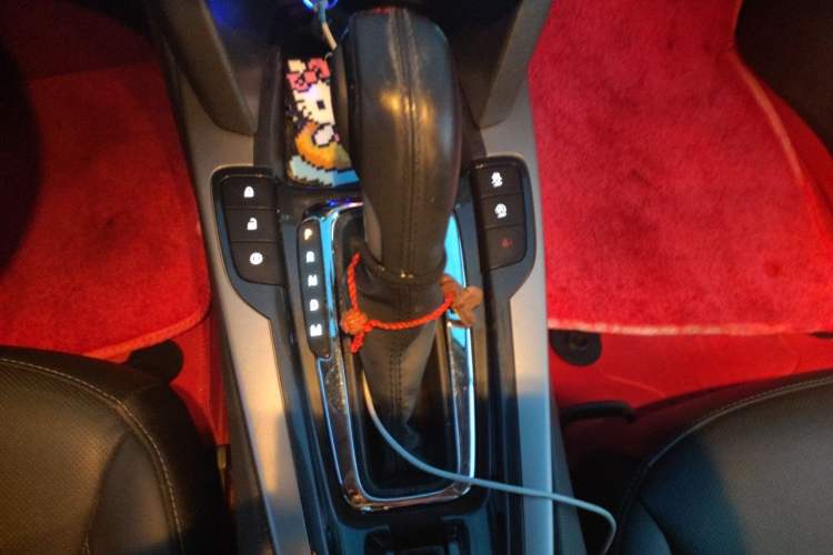 Used Chevrolet Malibu 2018 530T Automatic Luxury Edition Gear Lever