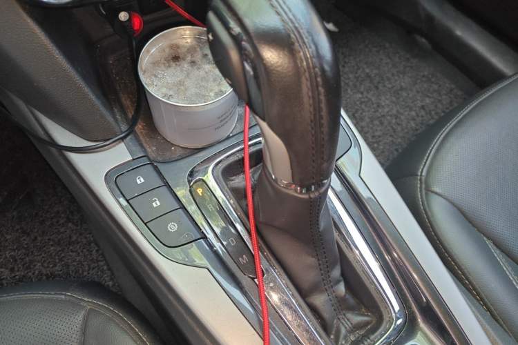 Used Chevrolet Malibu 2018 530T Automatic Luxury Edition Gear Lever