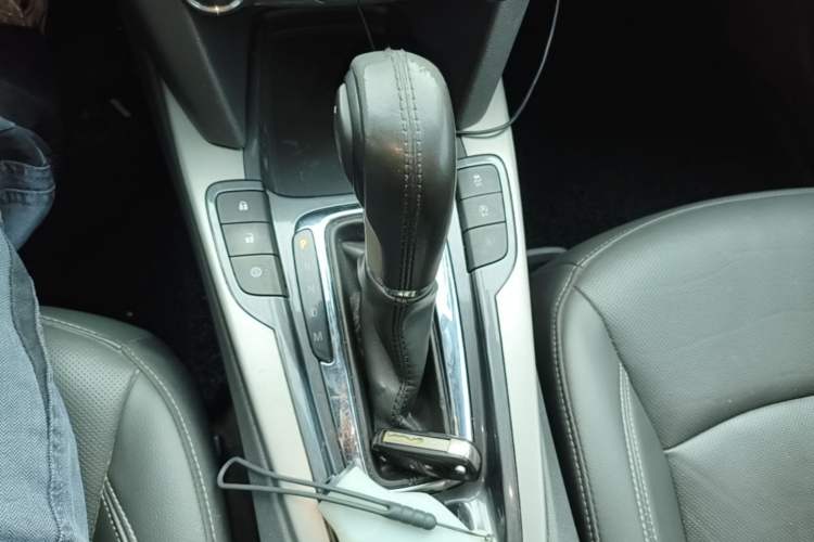 Used Chevrolet Malibu 2018 530T Automatic Luxury Edition Gear Lever