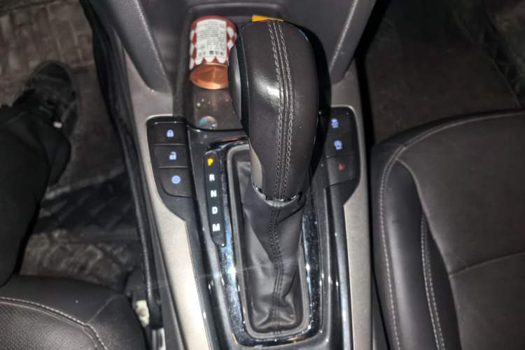 Used Chevrolet Malibu 2018 530T Automatic Luxury Edition Gear Lever
